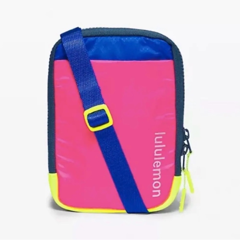 Lululemon Easy Access Crossbody/Fanny Pack Highlighter Pink